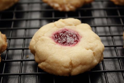 Shortbread tayberry cookies
